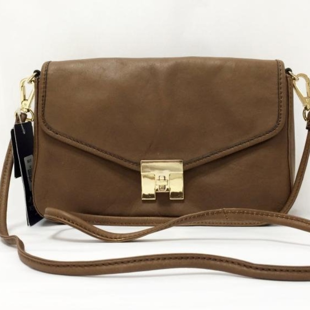Tommy Hilfiger Postino Geniune Leather Multi Bag - Picture 2 of 7